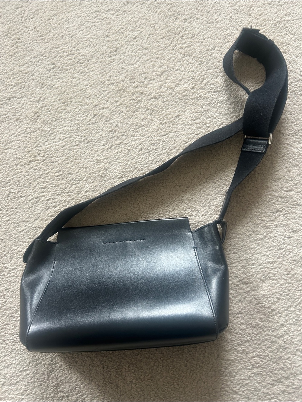 Everlane Black Leather Crossbody Bag